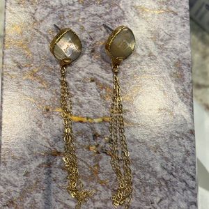 Robyn Rhodes Odette statement pearl earings